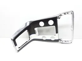 Volvo V40 Rivestimento in plastica cornice della leva del cambio 31307327