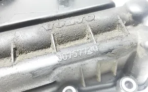 Volvo XC60 Soporte de montaje del filtro de aceite 30757730