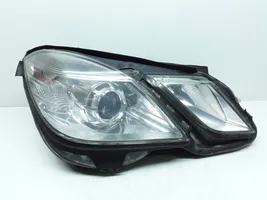 Mercedes-Benz E W212 Lampa przednia A2128200461