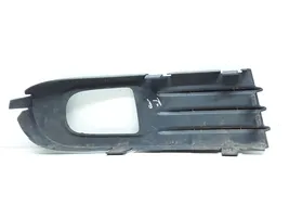 Volvo V50 Moldura/rejilla de la luz antiniebla delantera 30655884