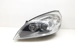 Volvo V60 Lampa przednia 31299992