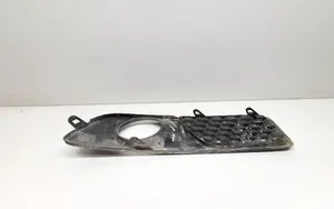 Volvo V70 Grille inférieure de pare-chocs avant 30678639