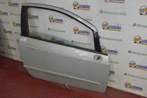 Fiat Grande Punto Drzwi przednie 51846216