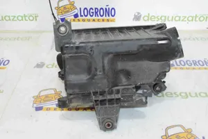 Hyundai Accent Scatola del filtro dell’aria 281101G000