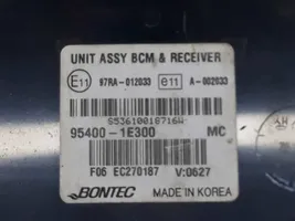 Hyundai Accent Inne komputery / moduły / sterowniki 954001E300