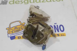 Nissan Serena Serratura portiera anteriore 805029C001