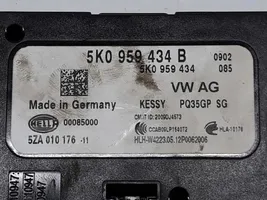 Volkswagen Golf VI Oven keskuslukituksen ohjausyksikön moduuli 5K0959434B