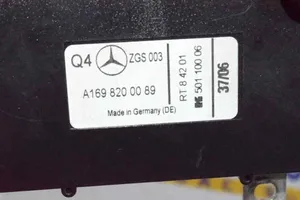 Mercedes-Benz B W245 Wzmacniacz audio A1698200089