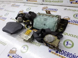 Toyota Land Cruiser (HDJ90) Zestaw poduszek powietrznych z panelem 7396060070