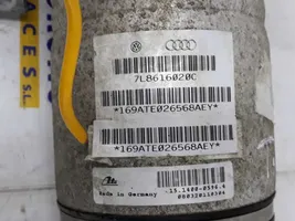 Audi Q7 4M Galinis amortizatorius su spyruokle 7L8616020C