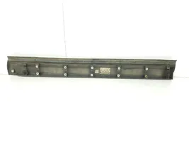 Land Rover Discovery 4 - LR4 Etuoven lista (muoto) DGP000133