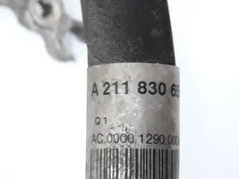 Mercedes-Benz CLS C218 AMG Pneimatiskā gaisa kompresora ieplūdes caurules šļūtene A2118306515