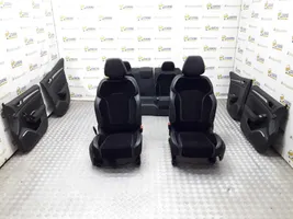 Renault Megane IV Fotele / Kanapa / Komplet 