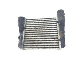 Seat Exeo (3R) Chłodnica powietrza doładowującego / Intercooler 8E0145805AA