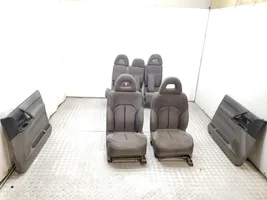 Mitsubishi Montero Set sedili 