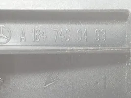 Mercedes-Benz ML W164 Uždarymo rankena (galinio dangčio) A1647400493