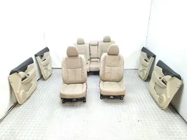 Nissan X-Trail T32 Fotele / Kanapa / Komplet 