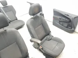 Ford B-MAX Sitze komplett 