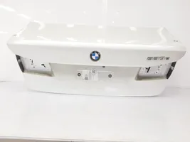 BMW M5 Takaluukun/tavaratilan kansi 41007440695