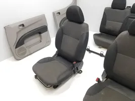 Mitsubishi L200 Juego del asiento 