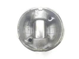 Mitsubishi L200 Piston with connecting rod 1110C313