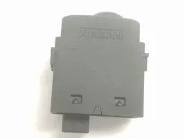 Nissan Qashqai Inne przełączniki i przyciski 25190JD00B