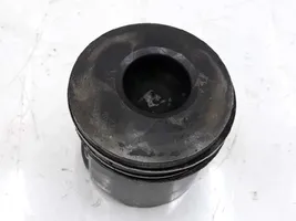 Opel Movano A Piston with connecting rod 9162444