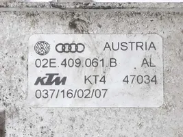 Volkswagen Golf V Vaihteistoöljyn jäähdytin 02E409061B