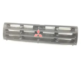 Mitsubishi Montero Grille de calandre avant MR391858