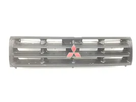 Mitsubishi Montero Grille de calandre avant MR391858