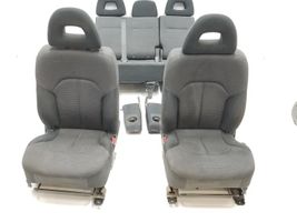 Mitsubishi Montero Seat set 