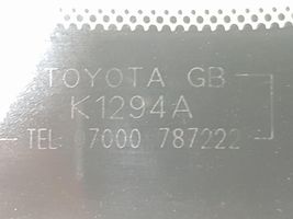Toyota Land Cruiser (J120) Mazais stikls "A" aizmugurējās durvīs 6272060651
