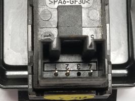Volkswagen Caddy Interruttore di controllo dell’alzacristalli elettrico 2K5868247F
