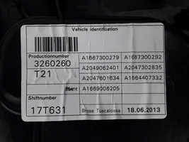 Mercedes-Benz ML AMG W166 Elektryczny podnośnik szyby drzwi tylnych A1667300279