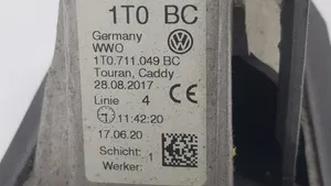 Volkswagen Caddy Pavarų perjungimo mechanizmas (kulysa) (salone) 1K0711050A
