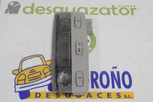 Renault Trafic I Garniture de console d'éclairage de ciel de toit 8200003037