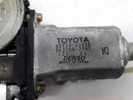 Toyota Land Cruiser (HDJ90) Silniczek podnoszenia szyby drzwi tylnych 8572060070