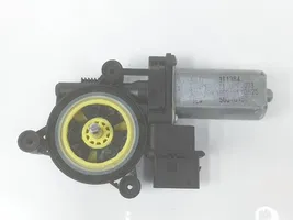 BMW X1 F48 F49 Moteur de lève-vitre de porte avant 67627354890