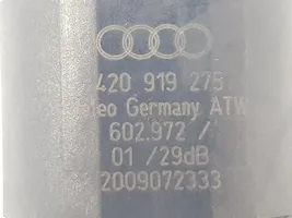 Audi A5 Parkavimo (PDC) daviklis (-iai) 8E0054635A