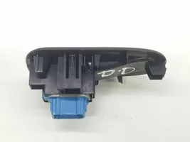 Renault Master III Interrupteur commade lève-vitre 8200476809