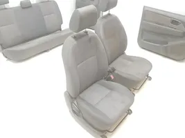 Toyota Hilux (AN10, AN20, AN30) Sēdekļu komplekts 