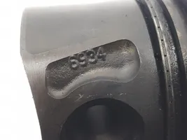 Fiat Punto Evo Tłok z korbowodem 55220494