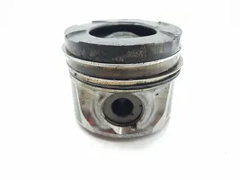 Toyota Avensis T270 Piston avec bielle 131010R070