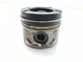 Toyota Avensis T270 Piston avec bielle 131010R070