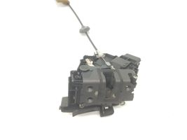 Ford Focus C-MAX Zamek drzwi przednich 4896707