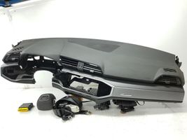 Audi Q3 F3 Juego de airbag con panel 83B857001