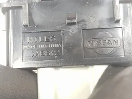 Nissan e-NV200 Inne przełączniki i przyciski 255003TA1A