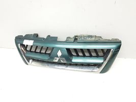 Mitsubishi Montero Grille de calandre avant MN117202GB