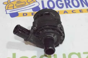 Renault Trafic I Pompe à eau de liquide de refroidissement 144B00004R