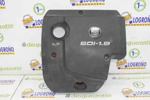 Seat Ibiza II (6k) Variklio dangtis (apdaila) 038103925FR